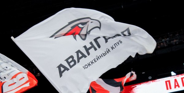 Ги Буше выиграл тренерскую дуэль у Боба Хартли