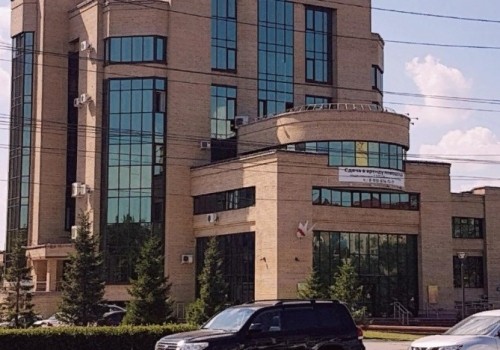 Купившие офис «Сбера» у «Зеленого острова» через три года сами его продают