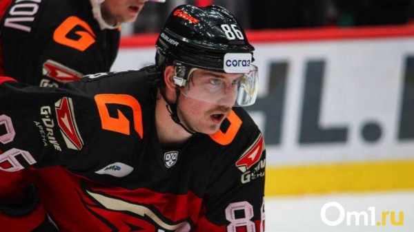 Бывшего «ястреба» Рида Буше «поломали» на матче с «Авангардом» Бывшего «ястреба» Рида Буше «поломали» на матче с «Авангардом»