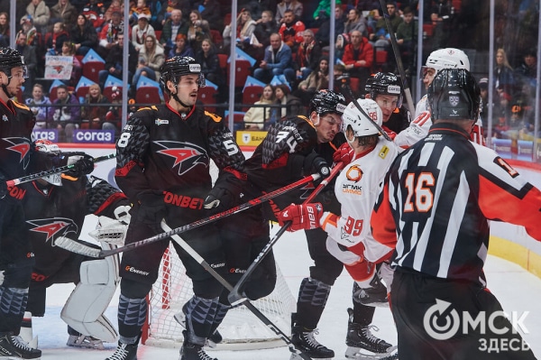 "Авангард" впервые в сезоне выиграл у "Автомобилиста"  