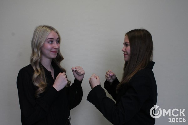 "Ноги, которые могут довести до нокаута". Интервью с сильнейшими по муай-тай омичками