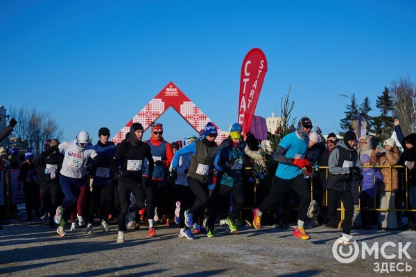 Миньоны с авоськой, самобеглые узники и Якубович. Кого собрал Рождественский полумарафон Миньоны с авоськой, самобеглые узники и Якубович. Кого собрал Рождественский полумарафон
