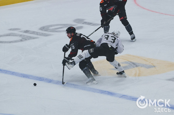 "Трактор" не сумел прервать победную серию "Авангарда"