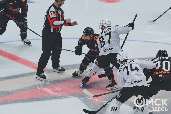 "Трактор" не сумел прервать победную серию "Авангарда"