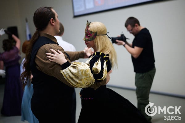 Разрешите пригласить. В Омске состоялся Городской бал