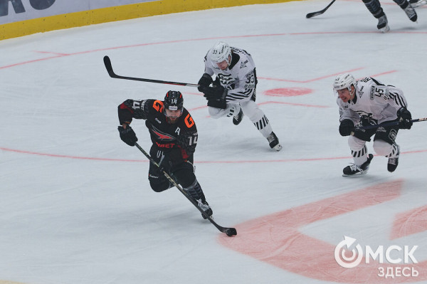 "Трактор" не сумел прервать победную серию "Авангарда"