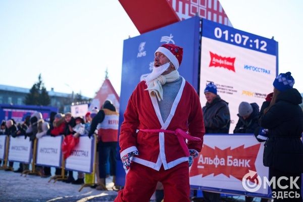 Миньоны с авоськой, самобеглые узники и Якубович. Кого собрал Рождественский полумарафон Миньоны с авоськой, самобеглые узники и Якубович. Кого собрал Рождественский полумарафон