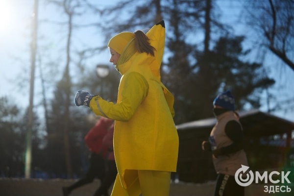 Миньоны с авоськой, самобеглые узники и Якубович. Кого собрал Рождественский полумарафон Миньоны с авоськой, самобеглые узники и Якубович. Кого собрал Рождественский полумарафон