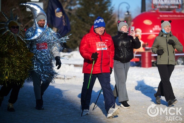 Миньоны с авоськой, самобеглые узники и Якубович. Кого собрал Рождественский полумарафон Миньоны с авоськой, самобеглые узники и Якубович. Кого собрал Рождественский полумарафон