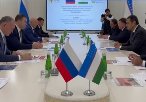 Хоценко в&nbsp;Узбекистане обсуждает инвестиции в&nbsp;омское картофелеводство