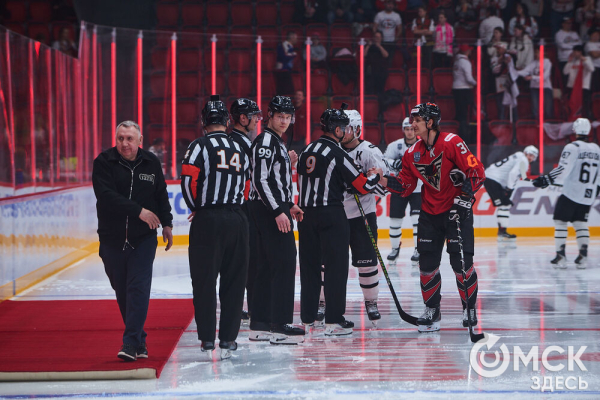 Обновлённый СКК имени Блинова принял первый хоккейный матч Обновлённый СКК имени Блинова принял первый хоккейный матч