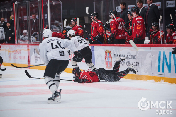 Обновлённый СКК имени Блинова принял первый хоккейный матч Обновлённый СКК имени Блинова принял первый хоккейный матч