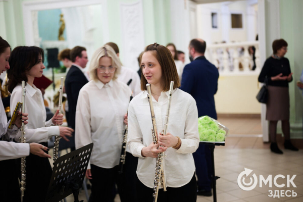 Мы не прощаемся, а говорим до свидания. В Омске состоялся отчётный концерт студентов Шебалинки