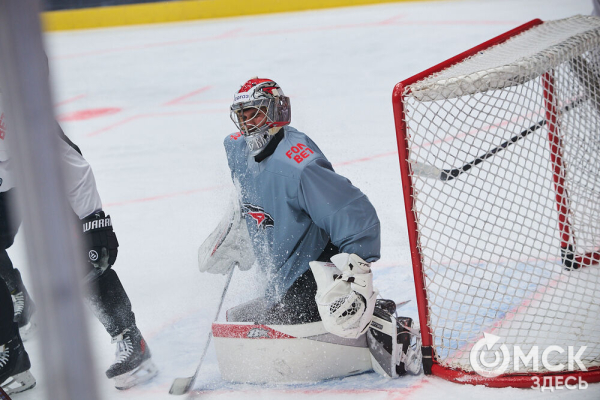 "Это серьёзный вызов, но мы вызовы любим". Омский "Авангард" вышел на лёд после паузы