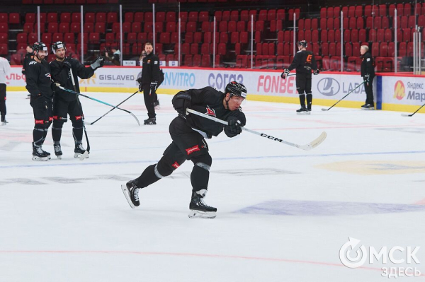 "Это наш стиль, мы от него отходить не будем". Омский "Авангард" в шаге от первого матча плей-офф