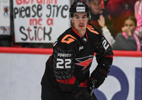 Капитан омского &laquo;Авангарда&raquo; Шарипзянов назвал Потуральски омичом