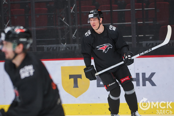 Рекорды клуба, камбэк Маклауда и неудержимый Шарипзянов: каким запомнится регулярный сезон "Авангарда"