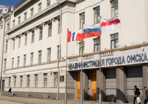 В&nbsp;здании мэрии Омска сдают в&nbsp;аренду площади под общепит