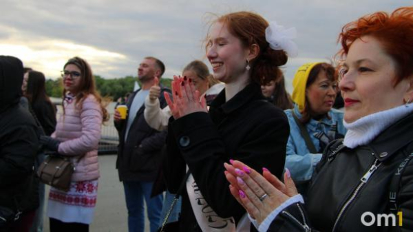 В Омской области проходят последние звонки