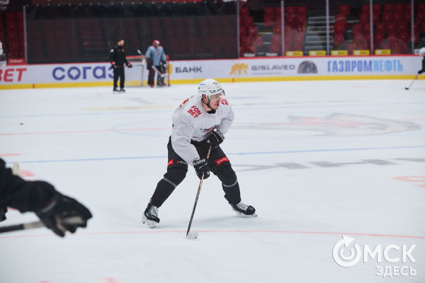 "Это серьёзный вызов, но мы вызовы любим". Омский "Авангард" вышел на лёд после паузы