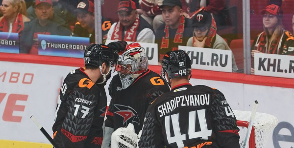 "Прошлое осталось в прошлом и никак не влияет на сегодня". Омский "Авангард" провёл тренировку перед серией с ЦСКА