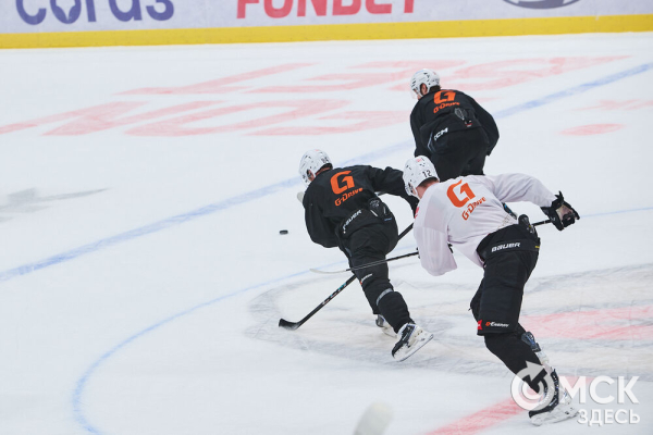 "Это серьёзный вызов, но мы вызовы любим". Омский "Авангард" вышел на лёд после паузы