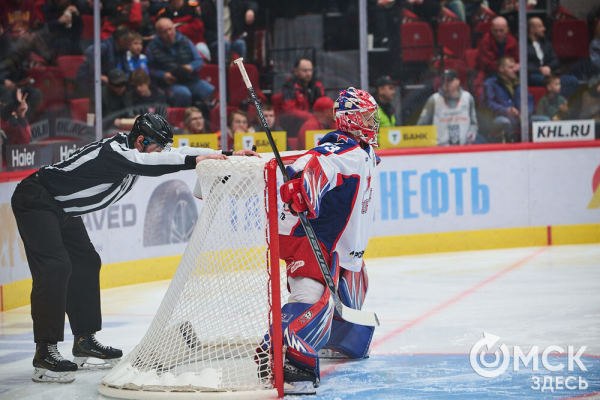 "Авангард" выиграл обе домашние игры у ЦСКА