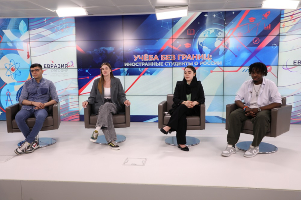 "Я выбрал Омск, потому что здесь был Достоевский". Зачем иностранные студенты едут в Сибирь