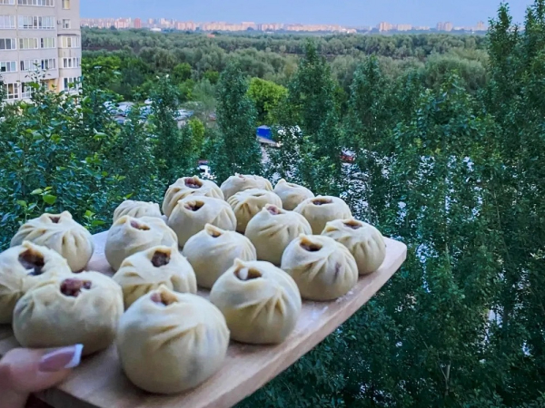 Город, который располагает. Как молодёжь разных народов везёт в Омск самобытную культуру Город, который располагает. Как молодёжь разных народов везёт в Омск самобытную культуру