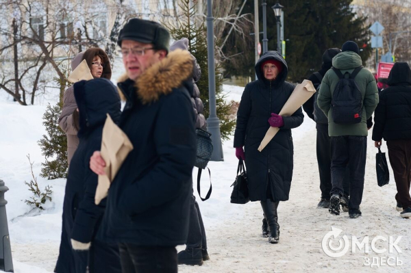 "Учила терпению и честности": В Омске простились с виолончелисткой Ниной Липилиной