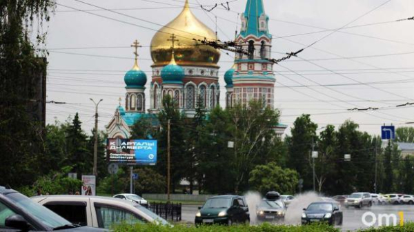 Ужасный ливень с грозой надвигается на Омскую область: за день выпадет месячная норма дождей