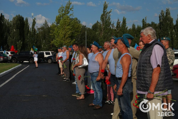 Память и традиции: воздушный десант отмечает свой праздник Память и традиции: воздушный десант отмечает свой праздник