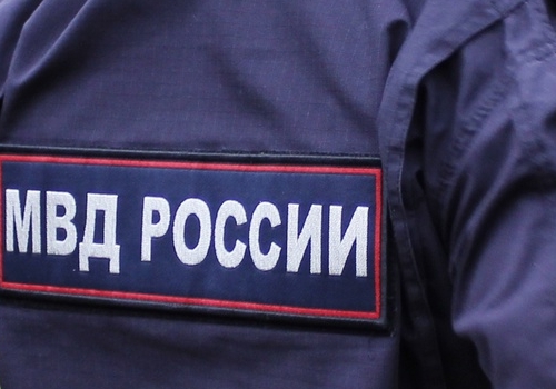 Полиция обещает наказать омичку, укравшую цветы в&nbsp;сквере &laquo;Сердце Омска&raquo;