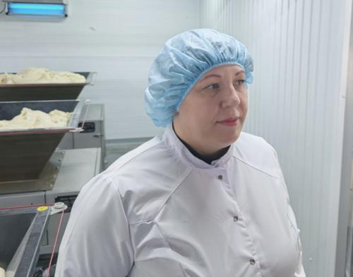 В&nbsp;Омске готовят азиатские лепешки для шести стран