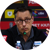 Потуральски с новым паспортом, а Ливо с близнецами. "Авангард" вышел из отпуска не в полном составе