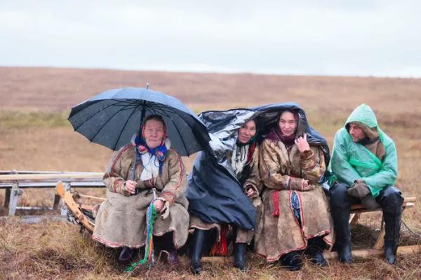 Режиссёр родом из Омска Владимир Головнёв снял мистический триллер на просторах Ямала Режиссёр родом из Омска Владимир Головнёв снял мистический триллер на просторах Ямала