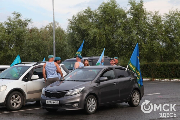 Память и традиции: воздушный десант отмечает свой праздник Память и традиции: воздушный десант отмечает свой праздник