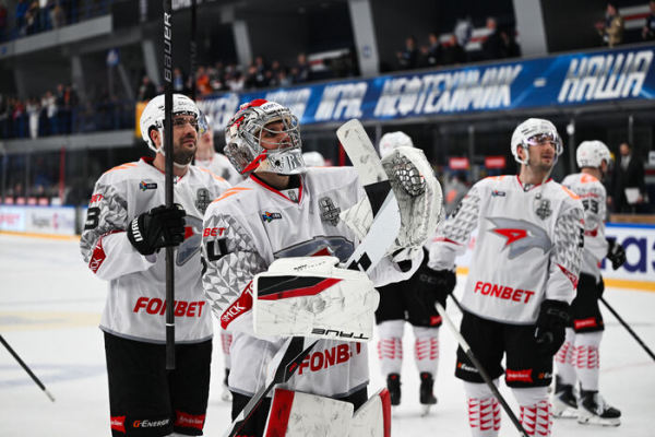 Дубль Рашевского принёс "Авангарду" вторую победу в противостоянии с "Нефтехимиком"