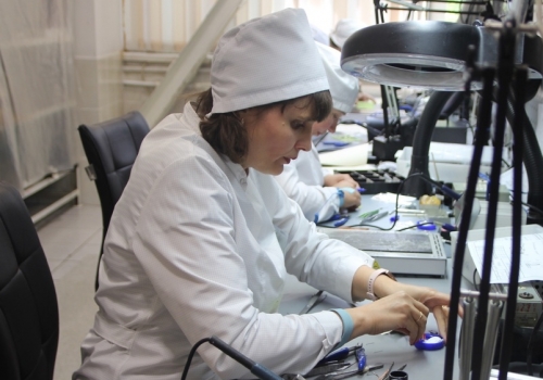 Омский институт приборостроения следом за местными стал присоединять иногородние предприятия Омский институт приборостроения следом за местными стал присоединять иногородние предприятия