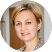 Весенний жест заботы: тюльпаны и тёплые пожелания от мужчин порадовали пациенток онкодиспансера