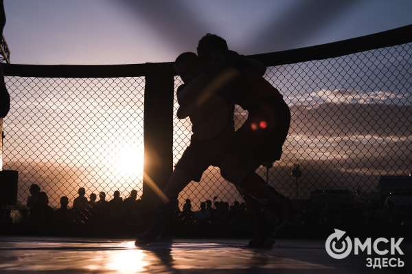 В СКК имени Блинова возвращаются бои ММА