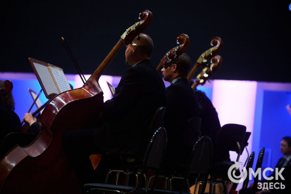 Язык взаимоотношений между Инь и Ян определяют дирижёр Михаил Голиков и виолончелист Александр Князев