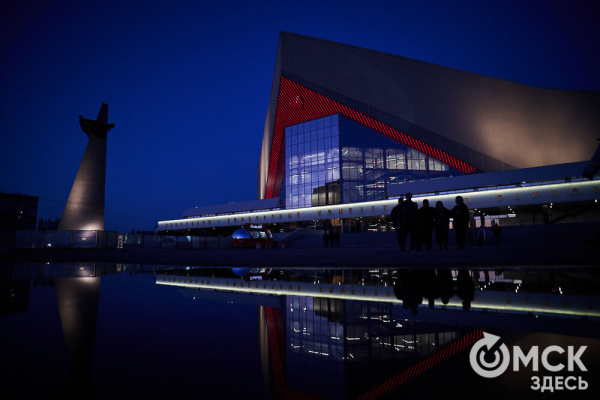 Обновлённый СКК имени Блинова принял первый хоккейный матч Обновлённый СКК имени Блинова принял первый хоккейный матч