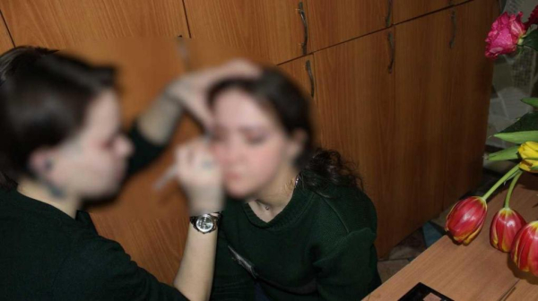 В омской колонии осуждённые женщины соревновались в искусстве макияжа