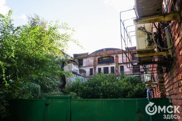 Чего ожидать? Как у руин Эльворти проектируется офисный комплекс