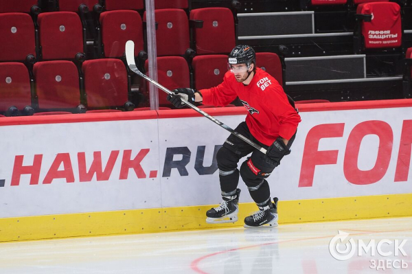 "Это наш стиль, мы от него отходить не будем". Омский "Авангард" в шаге от первого матча плей-офф