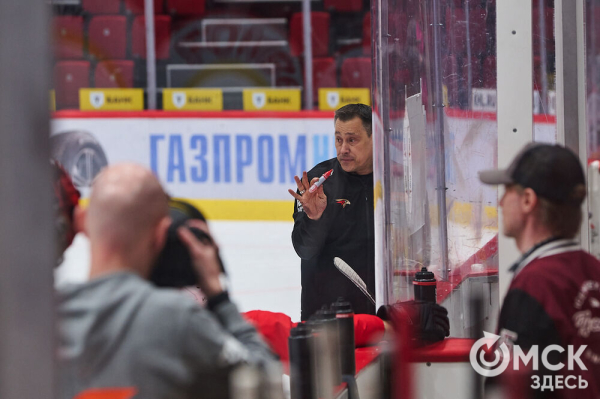 "Это серьёзный вызов, но мы вызовы любим". Омский "Авангард" вышел на лёд после паузы