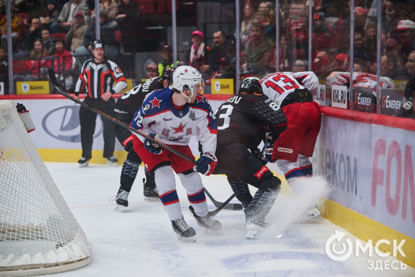 "Авангард" выиграл обе домашние игры у ЦСКА