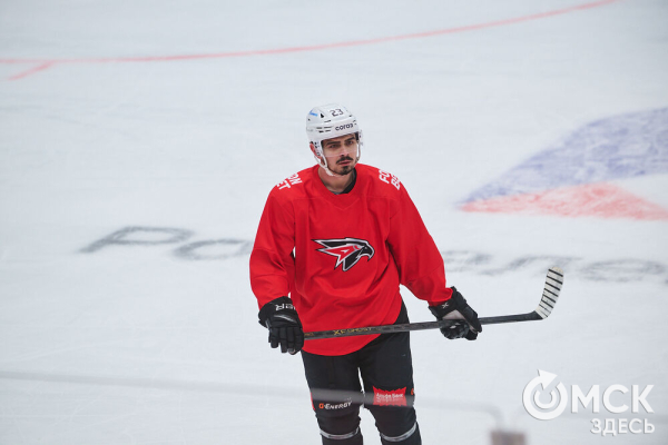 "Это серьёзный вызов, но мы вызовы любим". Омский "Авангард" вышел на лёд после паузы
