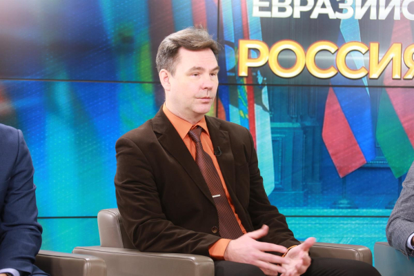 "Пояс и путь": российские специалисты оценили перспективы и риски китайской инициативы "Пояс и путь": российские специалисты оценили перспективы и риски китайской инициативы